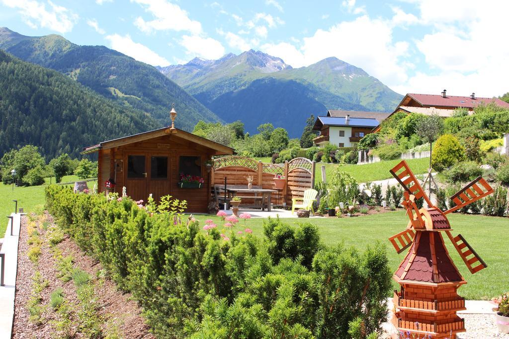 Gaestehaus Hanser Virgen Exterior photo
